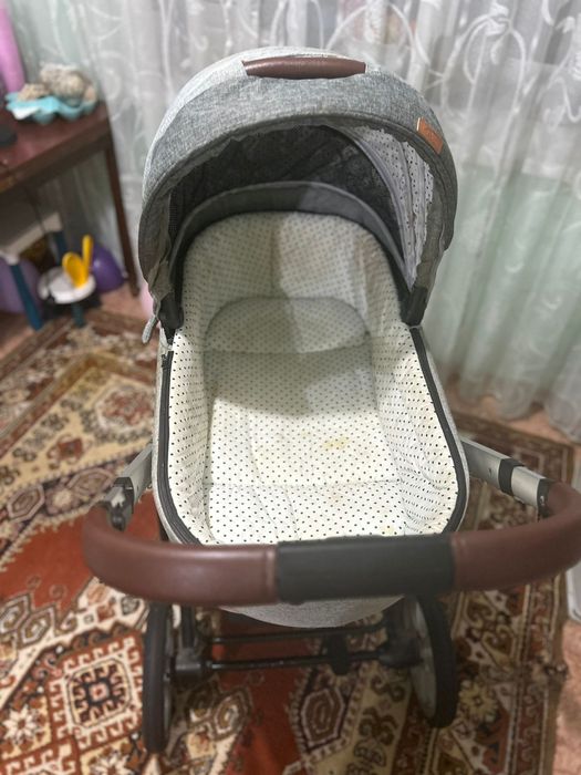 Продам детскую коляску