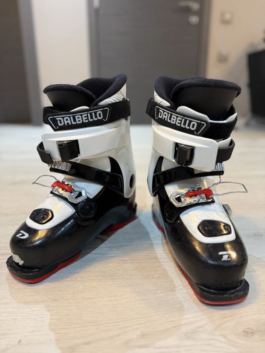 Clapari ski juniori Dalbello marime 25 - 25,5