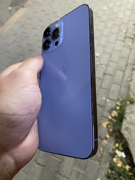 СРОЧНО Продаю IPhone 13 про макс 256гб