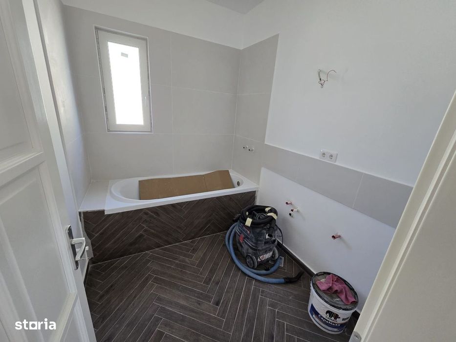 Casa la cheie 4 camere,garaj 60mp.,500mp teren,0%comision
