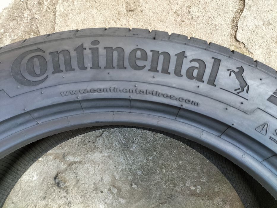 Cauciucuri de vara Continental 235 50 19