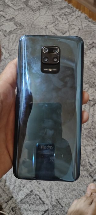 Redmi note 9 pro impecabil.