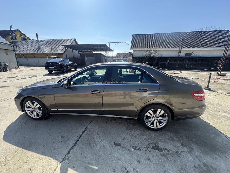 MERCEDES-BENZ E-Class 2012 — imagine 5