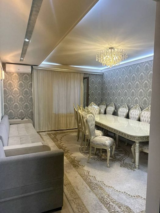 Uy sotiladi Продаётся квартиру