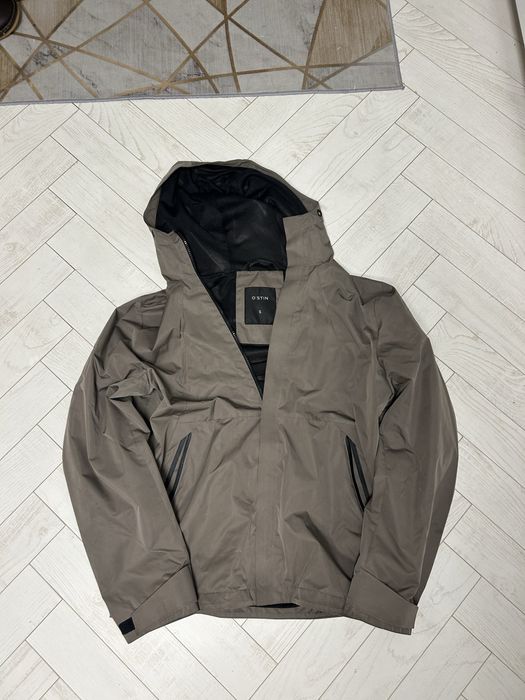Ветровка OSTIN, в хорошем состоянии