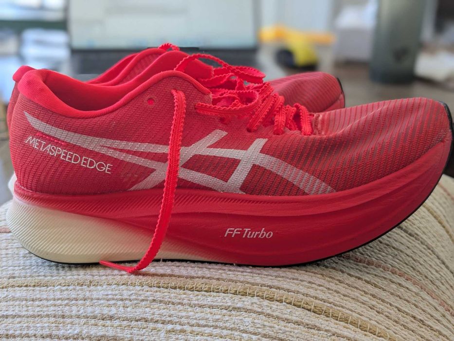 Vand adidasi de alergare de cursa Asics Metaspeed Egde nr 38