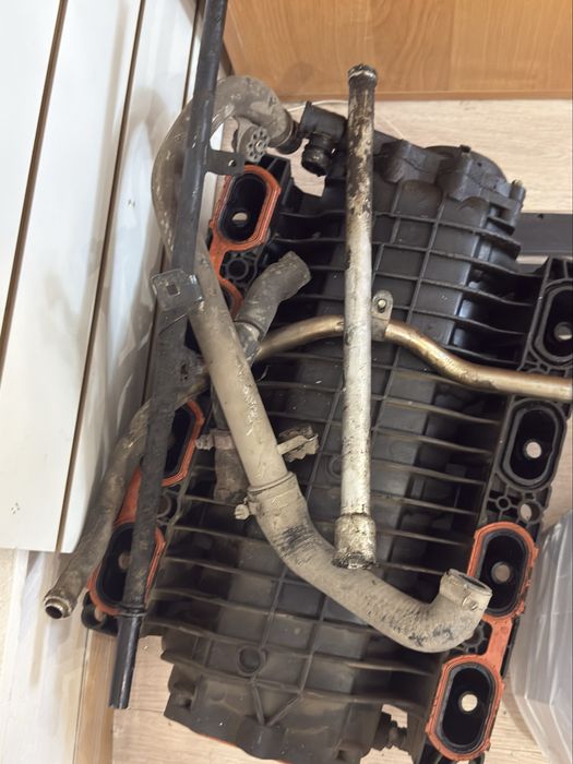 Проодам запчасти на БМВ е 38 и 36 бмв