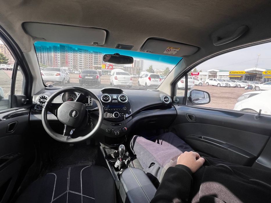 Chevrolet spark 2015