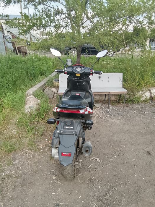 Скутер Сузуки 150куб