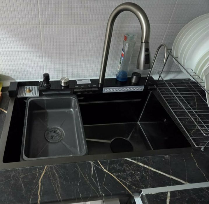 Închiriez apartament doua camere,Valea Lupului