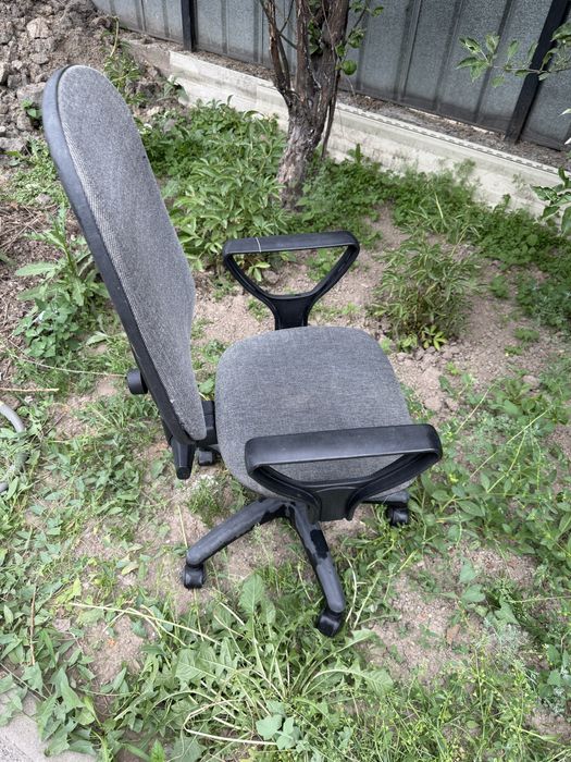 Кресло для работ и учебу