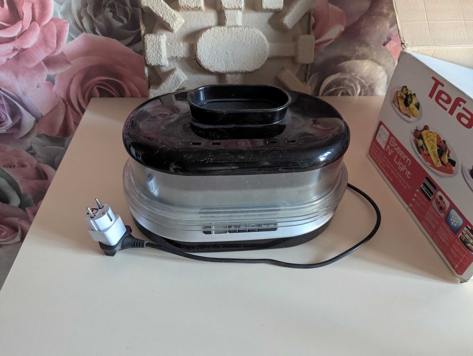 Пароварка Tefal VC3008 Steam’n’light черный