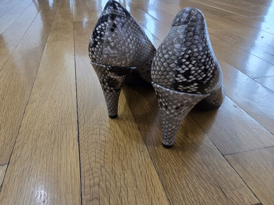 Естествена кожа обувки Ecco