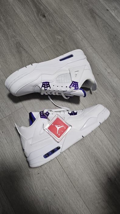 Jordan 4 Metallic Purple