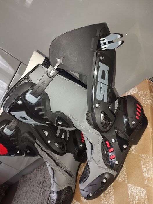 Мото ботуши Sidi 39 (отговарят на 38)