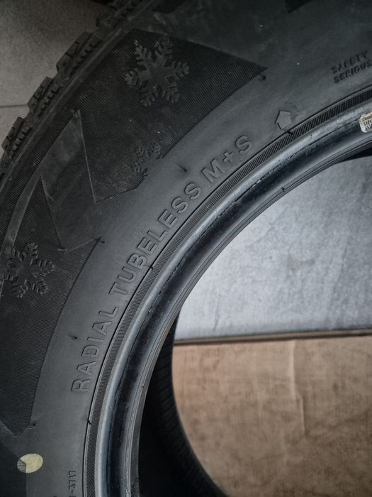 Vând cauciucuri 215/60/16 M+S 2buc imp Germania  dot// 33/2024//