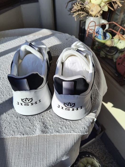 Маратонки пролет- лято