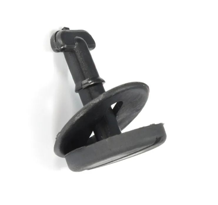 Щипки/Държачи/Клипсове  за  стелки за BMW E32 E34 E36 E38 E39 е46