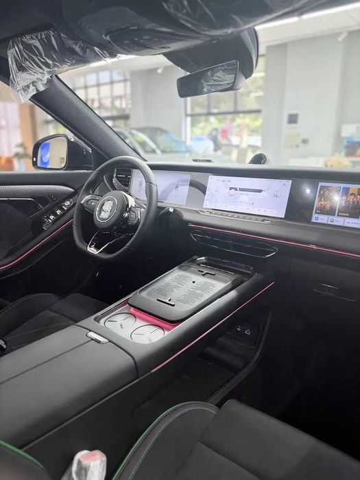 Voyah Free Hybrid 318km 4wd Naqd va halol nasiya