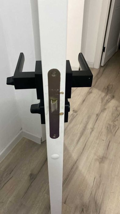 вскрытие замков  дверей замена ремонт установка