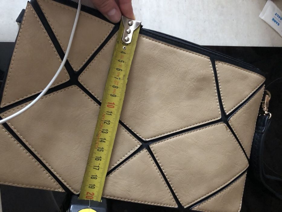 Geanta -plic noua crem cu negru