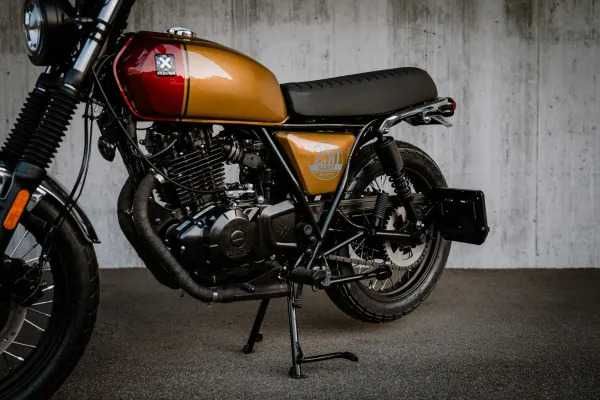 Топ Оферта Мотор Brixton BX CROMWELL 250 ABS GOLD НОВ 0км.