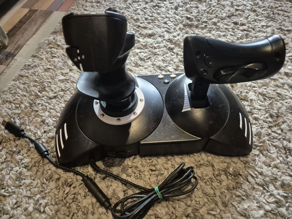 Thrustmaster T.Flight HOTAS One controller maneta  compatibil PC, laptop Xbox one, serie S / X