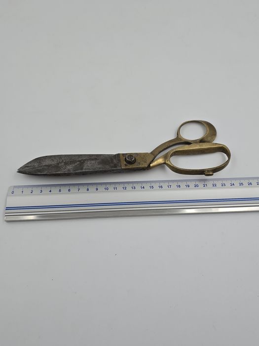 Foarfeca veche hand made