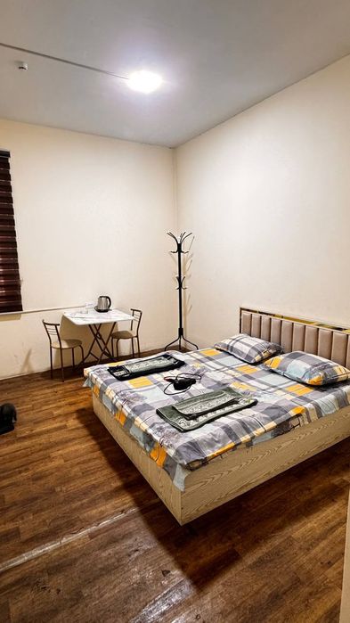 Arzon BEZ ZAKS mehmonxona, Sergili hotel