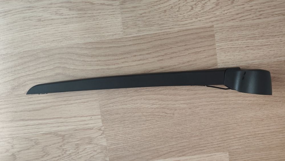 Продавам задно рамо чистачка