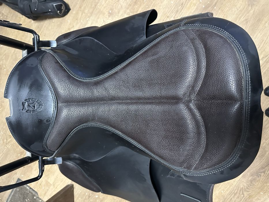 Продаю седло Germida