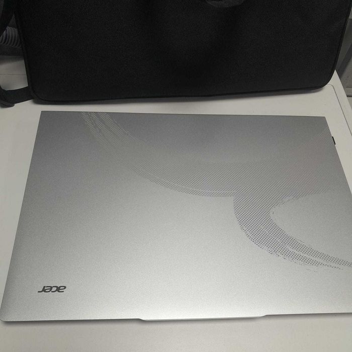 Ноутбук Acer номер лота 895305
