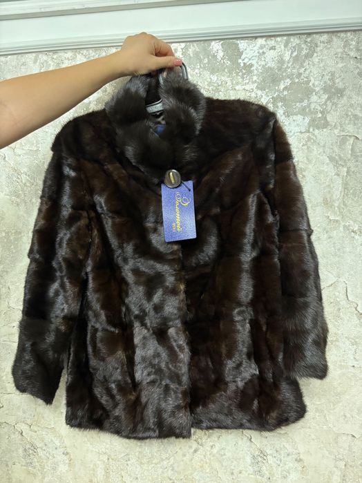 Продам абсолютно новую шубу