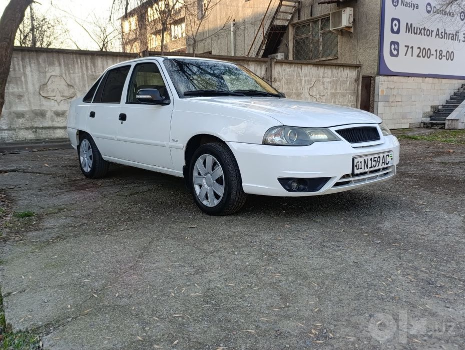 Neksia 2  1.6 super bez kondisaner 2012 yil  114.000 min prabek yurga