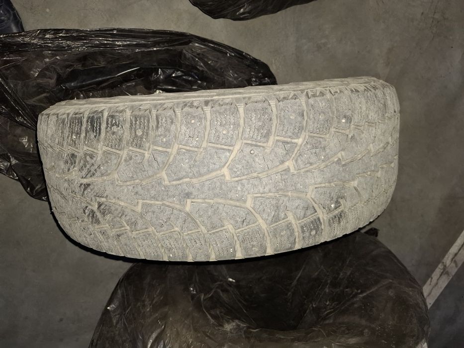 Шины зимние Hakook 265/65 R17  112S