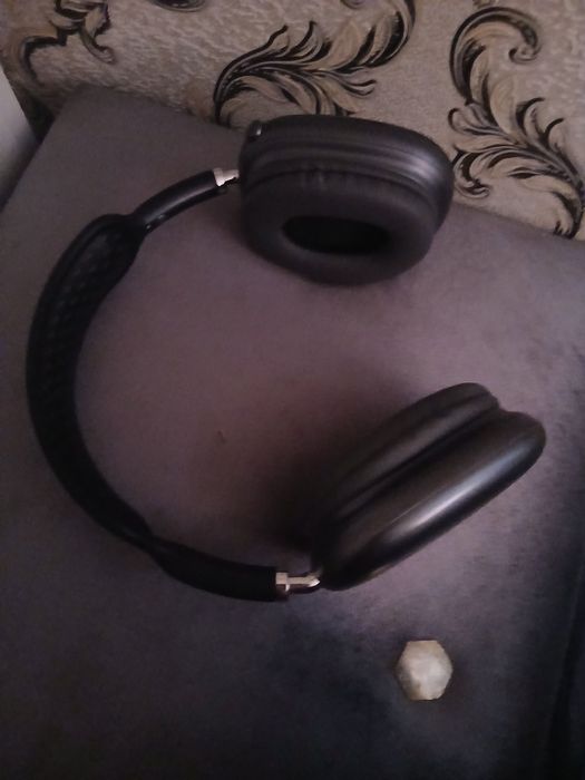 Наушник сатылады