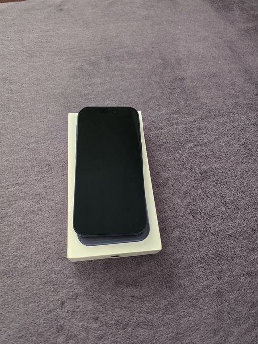 Vand/Schimb Iphone 17 pro/256 Nou- Activat