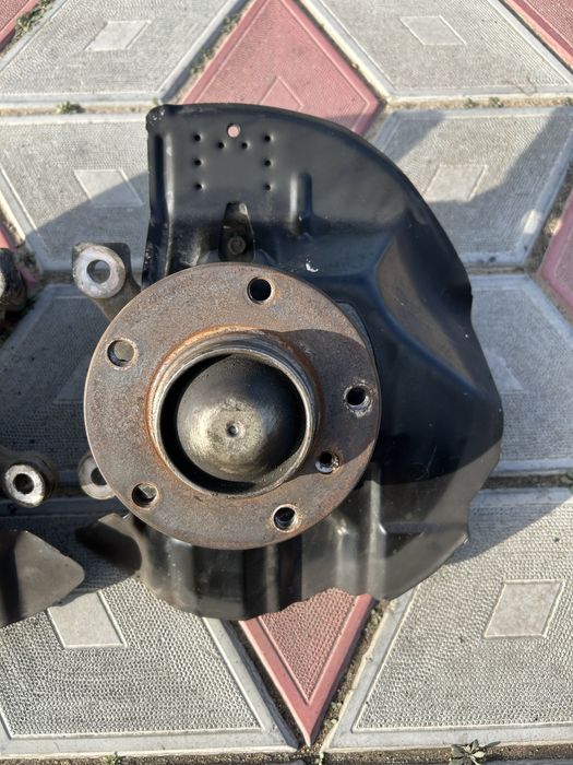 Цапфа передняя BMW E46