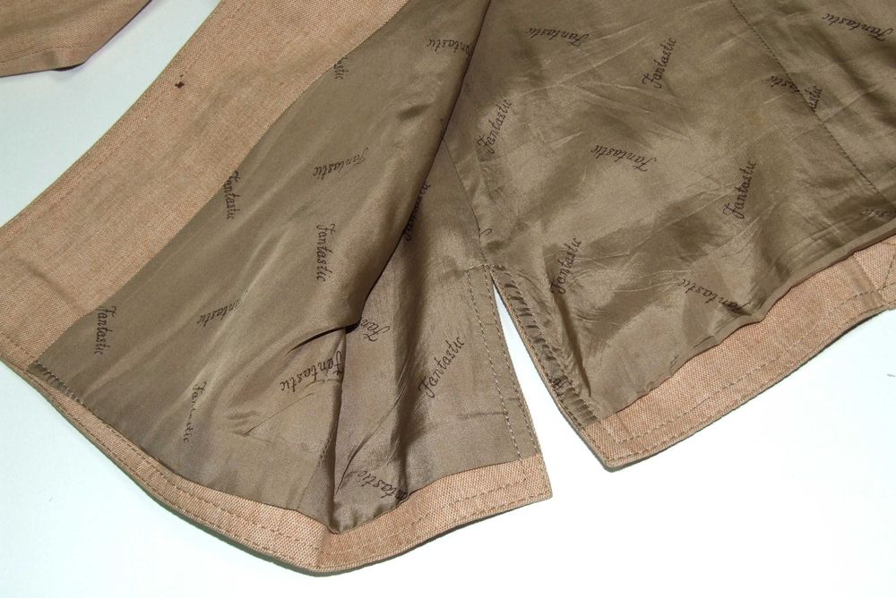 Costum barbati (sacou si pantalon) mas. 48, model deosebit