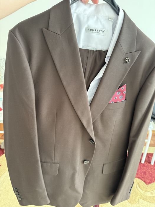 Мужской костюм.