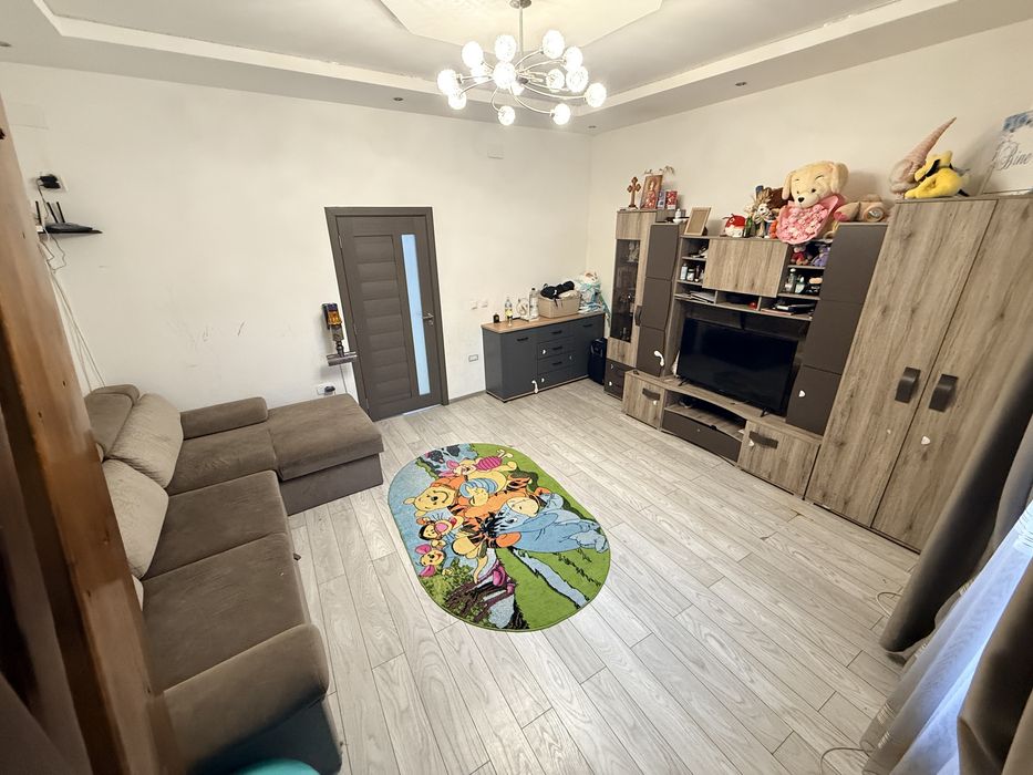 Vand casa in apropiere de centrul orasului