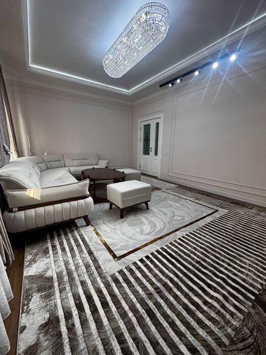 Срочно продаётся 4х-комнатная квартира