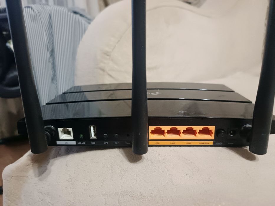 2 Wi-fi роутера tp link