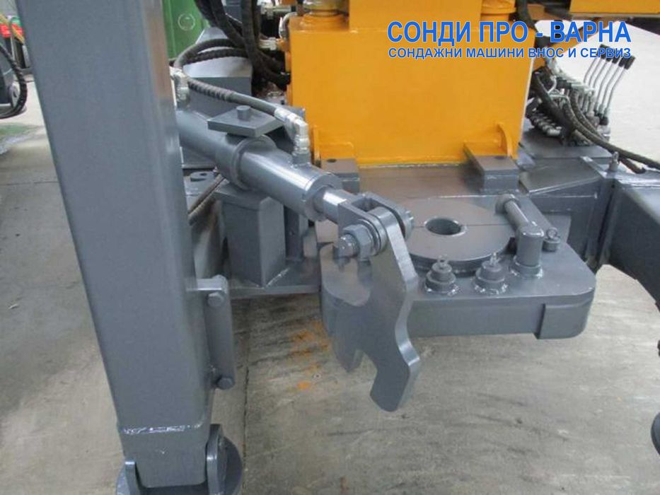 Нова Професионална Сондажна машина Track-180CN до 180 м (4500кг)