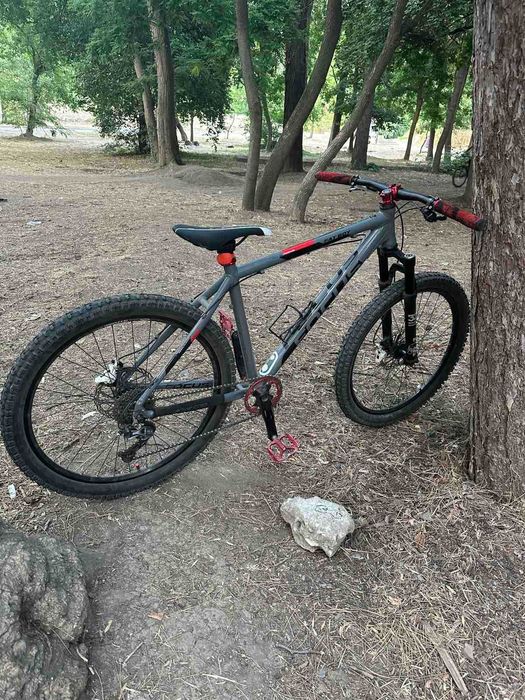 Планинско колело за спускане Focus