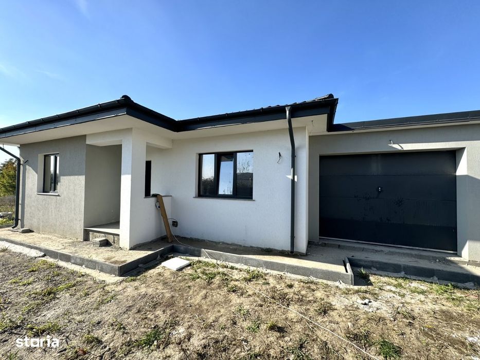 GARAJ! Debara! Incalz in pard! Casa 4 camere, Breazu