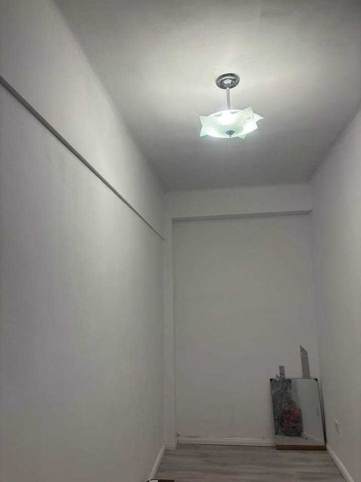 Дава се под наем Тристаен апартамент в София, Център - 67 кв.м за 500 € - Снимка #2