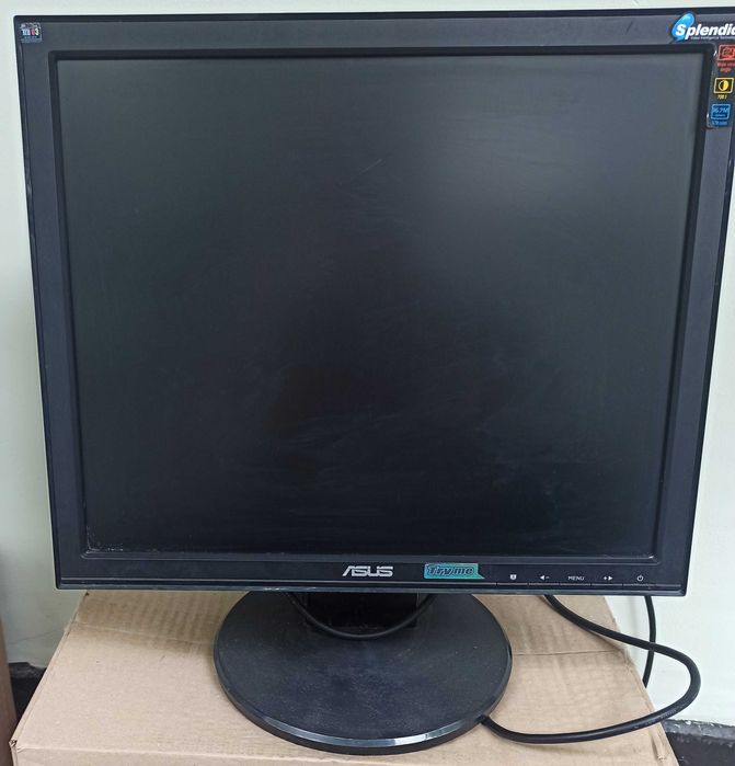 Монитор ASUS VB -171 - 17 инча