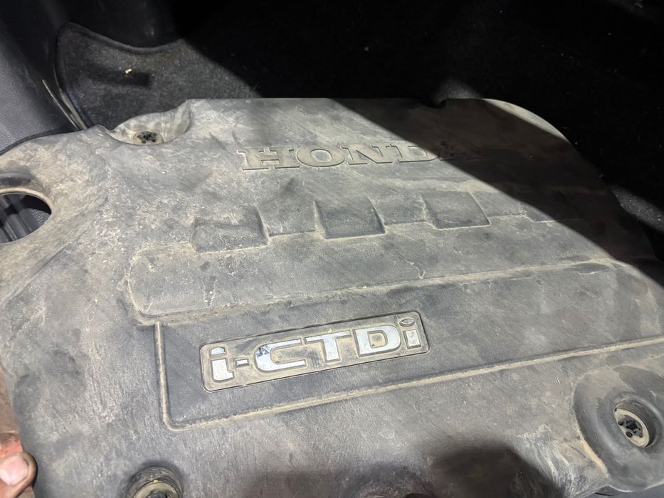 Honda frv 2.2 cdti na chasti