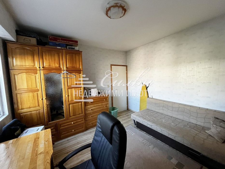 Продава се Двустаен апартамент в Шумен, Дивизионна болница - 65 кв.м за 1639 €/кв.м - Снимка #3